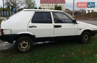 Хэтчбек ВАЗ 2109 1994 в 