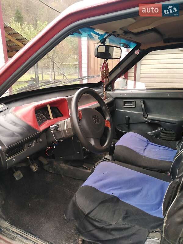 Хэтчбек ВАЗ / Lada 2109 1990 в Вижнице