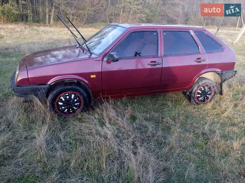 Хэтчбек ВАЗ / Lada 2109 1993 в Бердичеве