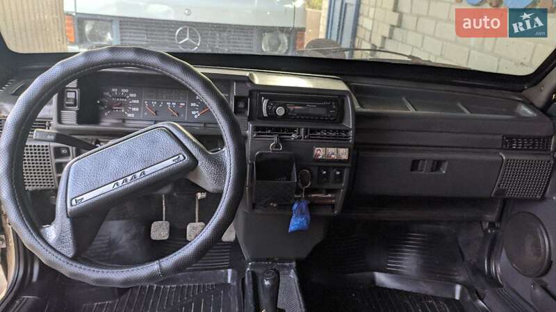 Хэтчбек ВАЗ / Lada 2109 1989 в Николаеве фото 4 Хэтчбек ВАЗ / Lada 2109 1989 в Николаеве