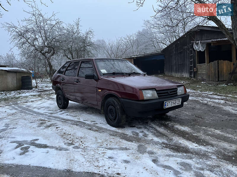 Хэтчбек ВАЗ / Lada 2109 1993 в Коломые