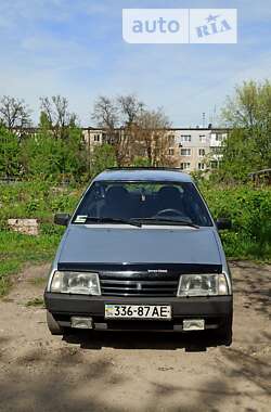 Хетчбек ВАЗ / Lada 2109 2003 в Кам'янському