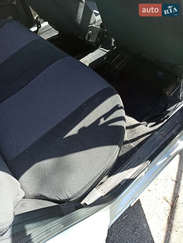 Хэтчбек ВАЗ / Lada 2109 2003 в Каменском фото 7 Хэтчбек ВАЗ / Lada 2109 2003 в Каменском