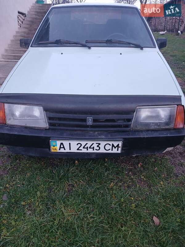 Хэтчбек ВАЗ / Lada 2109 2002 в Ивано-Франковске