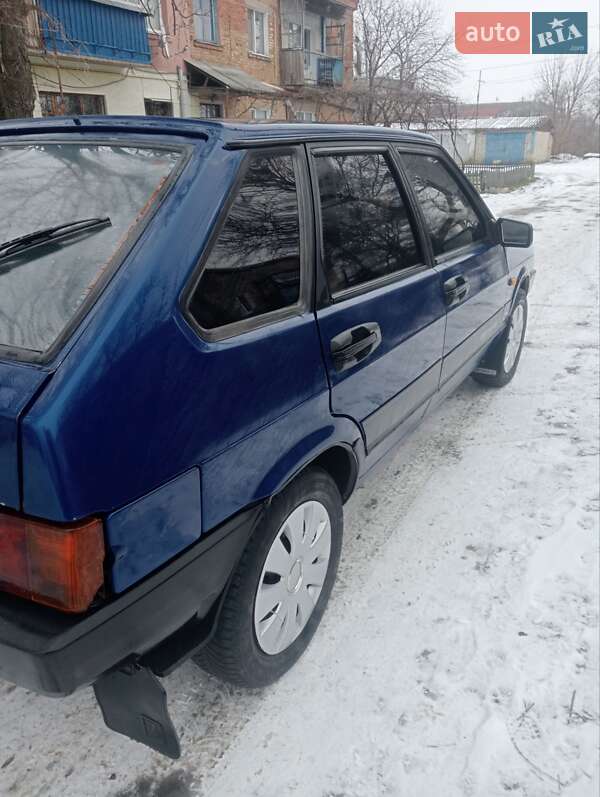 Хетчбек ВАЗ / Lada 2109 2002 в Новому Бузі