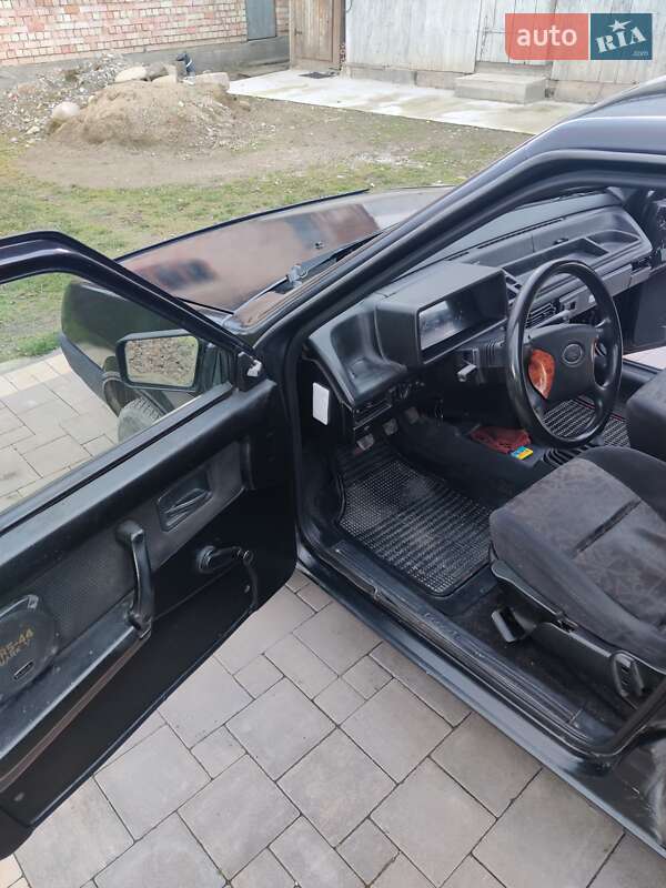 Хэтчбек ВАЗ / Lada 2109 1990 в Косове