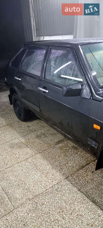 Хэтчбек ВАЗ / Lada 2109 2006 в Светловодске