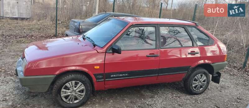 Хэтчбек ВАЗ / Lada 2109 1990 в Кривом Озере