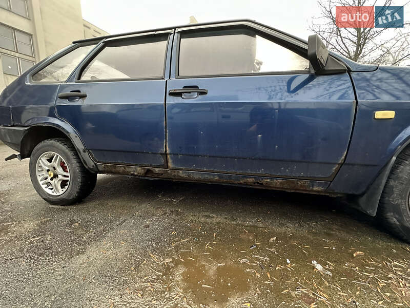 Хэтчбек ВАЗ / Lada 2109 2006 в Киеве