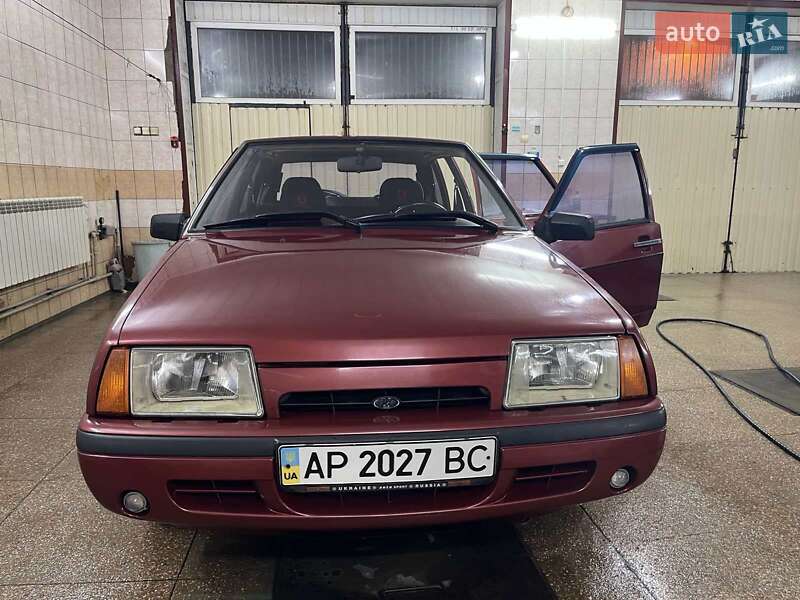 Хэтчбек ВАЗ / Lada 2109 1998 в Запорожье