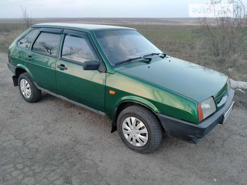 Хетчбек ВАЗ / Lada 2109 2004 в Одесі