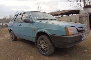 Хэтчбек ВАЗ / Lada 2109 1992 в Ольшанке