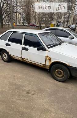 Хэтчбек ВАЗ / Lada 2109 2000 в Харькове