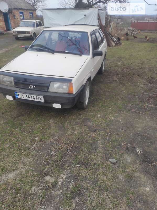 Хэтчбек ВАЗ / Lada 2109 1991 в Городище