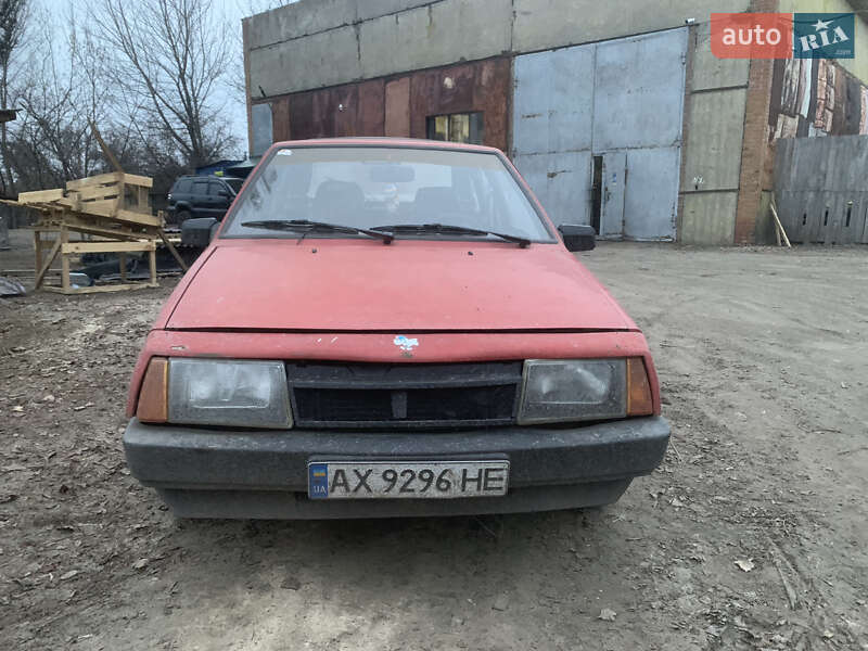 Хэтчбек ВАЗ / Lada 2109 1990 в Ахтырке