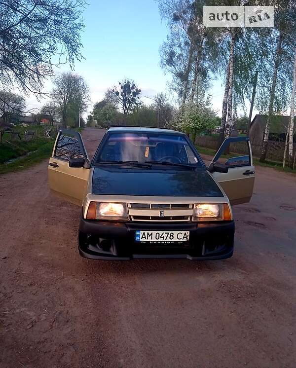 Хэтчбек ВАЗ / Lada 2109 1989 в Олевске