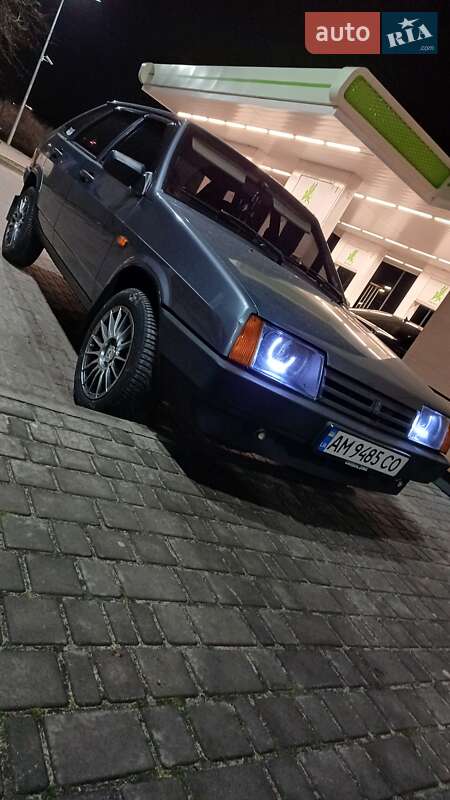 Хэтчбек ВАЗ / Lada 2109 2006 в Олевске