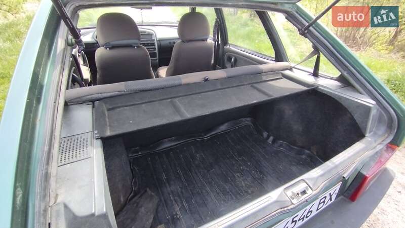 Хэтчбек ВАЗ / Lada 2109 2008 в Буске фото 13 Хэтчбек ВАЗ / Lada 2109 2008 в Буске