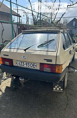 Хэтчбек ВАЗ 2109 1988 в 