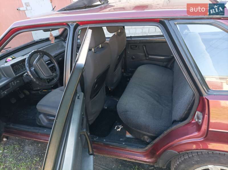 Хэтчбек ВАЗ / Lada 2109 1995 в Первомайске