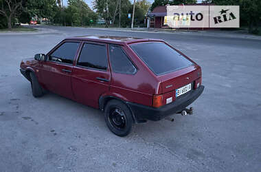 Хэтчбек ВАЗ / Lada 2109 1993 в Миргороде
