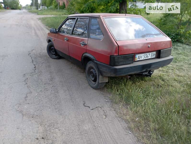 Хэтчбек ВАЗ / Lada 2109 1995 в Славянске
