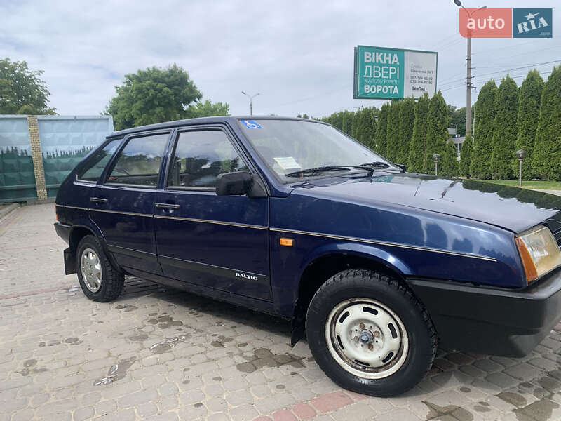 Хэтчбек ВАЗ / Lada 2109 1997 в Хмельницком