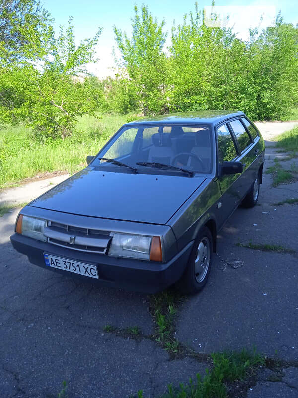 Хэтчбек ВАЗ / Lada 2109 1993 в Каменском