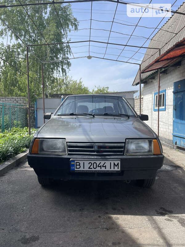 Хэтчбек ВАЗ / Lada 2109 1993 в Кременчуге