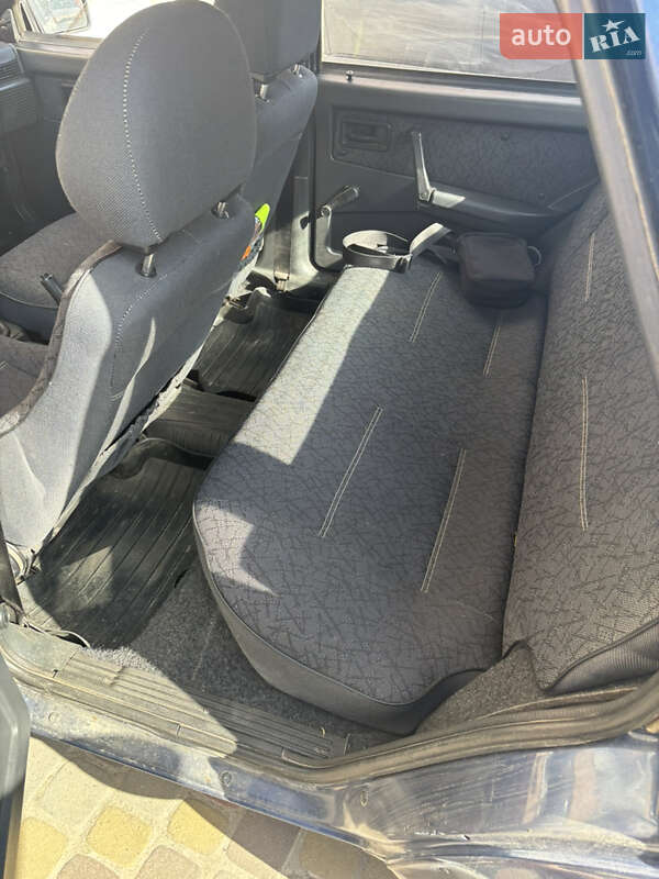 Хэтчбек ВАЗ / Lada 2109 2005 в Львове