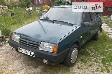 Хэтчбек ВАЗ / Lada 2109 2000 в Львове
