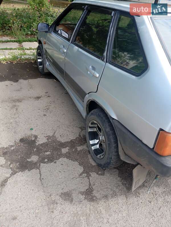 Хетчбек ВАЗ / Lada 2109 2002 в Високопіллі