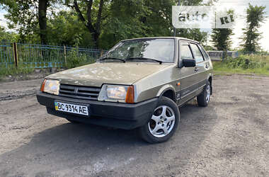 Хетчбек ВАЗ / Lada 2109 1999 в Червонограді