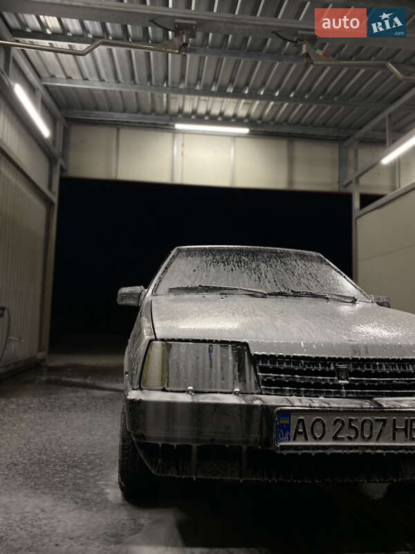 Хэтчбек ВАЗ / Lada 2109 2005 в Мукачево