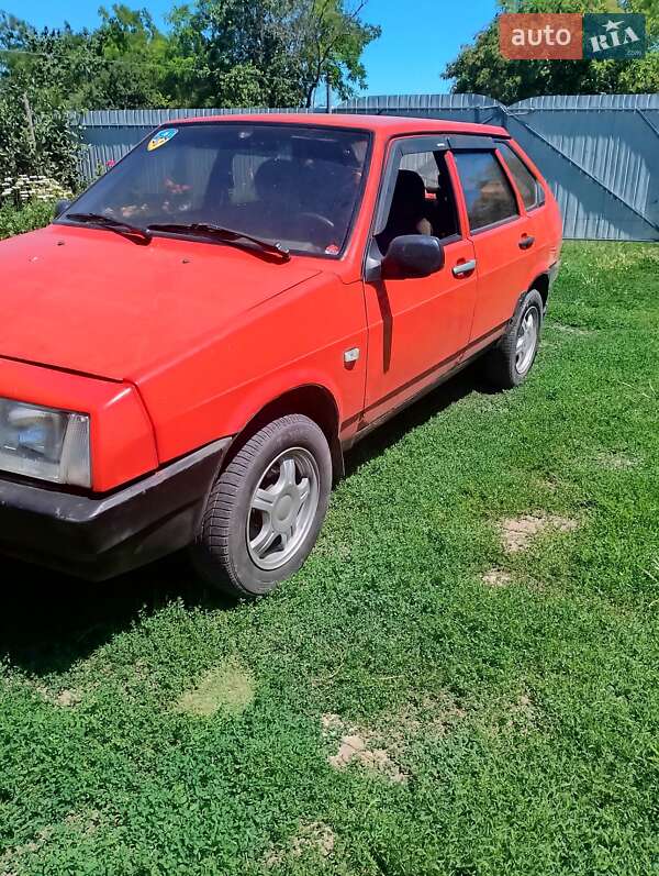 Хэтчбек ВАЗ / Lada 2109 1989 в Березовке фото 2 Хэтчбек ВАЗ / Lada 2109 1989 в Березовке