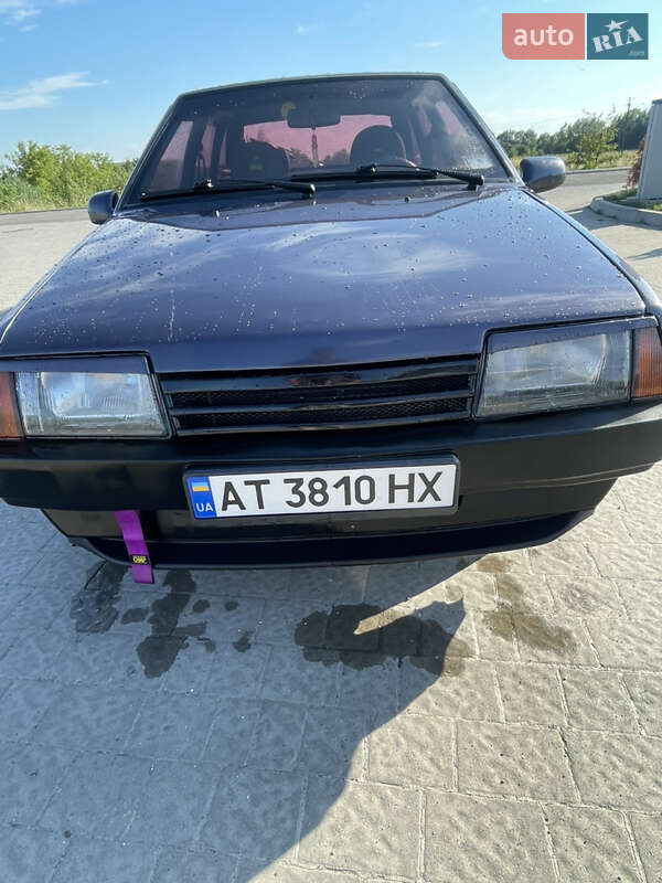 Хэтчбек ВАЗ / Lada 2109 1997 в Ивано-Франковске