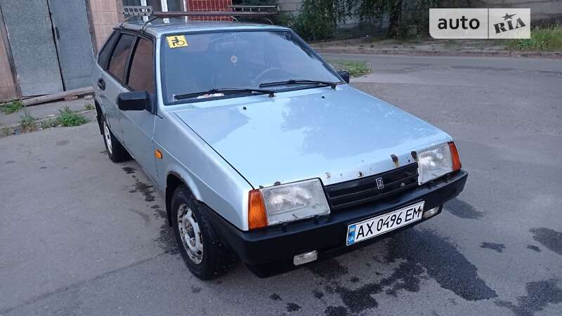 Хэтчбек ВАЗ / Lada 2109 2003 в Харькове