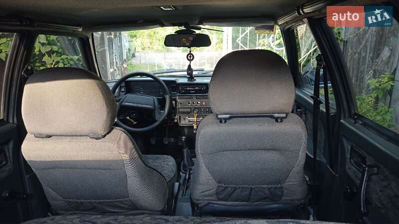 Хэтчбек ВАЗ / Lada 2109 2003 в Харькове