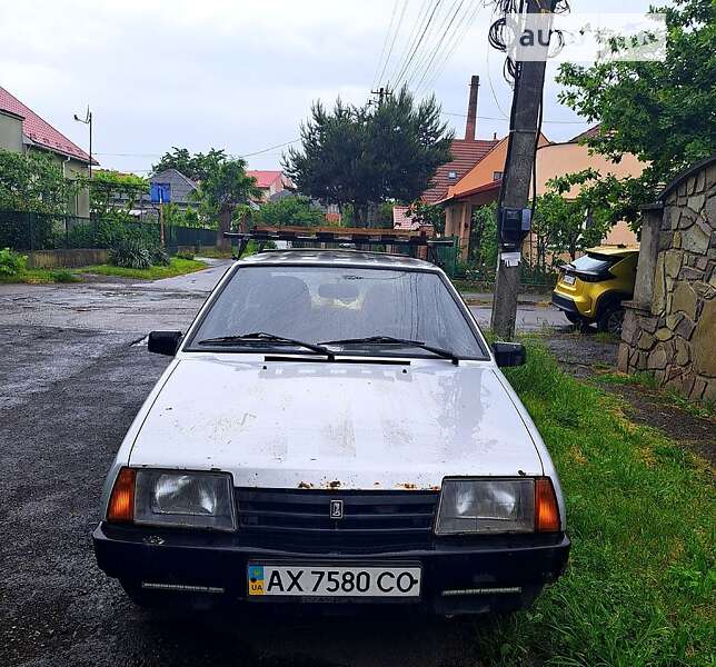 Хетчбек ВАЗ / Lada 2109 2003 в Ужгороді