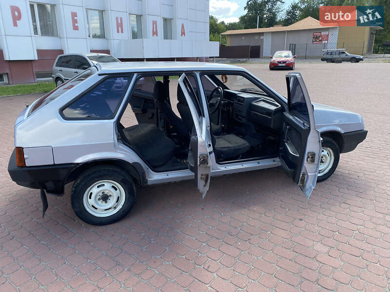 Хетчбек ВАЗ / Lada 2109 2005 в Кам'янському