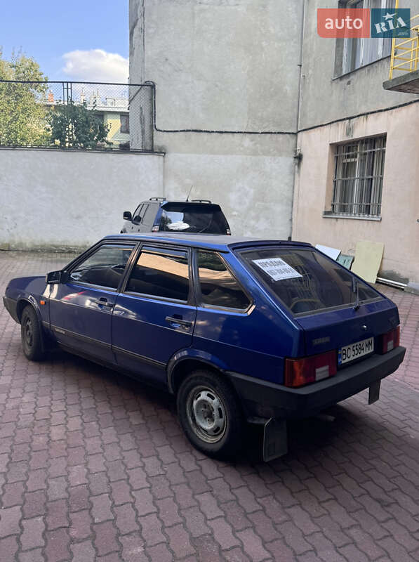 Хетчбек ВАЗ / Lada 2109 2002 в Львові
