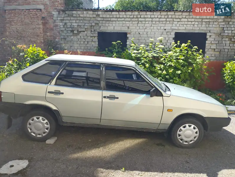 ВАЗ / Lada 2109