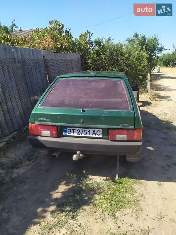 Хэтчбек ВАЗ / Lada 2109 1999 в Запорожье