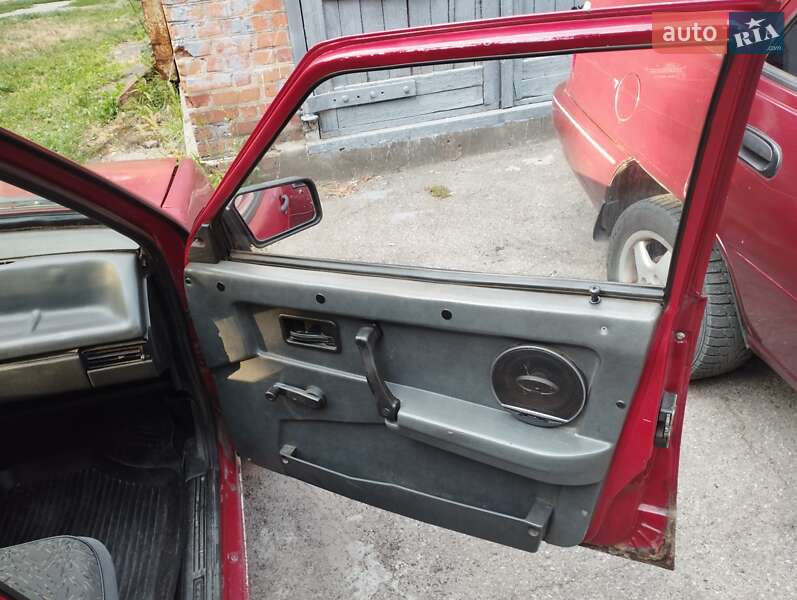 Хэтчбек ВАЗ / Lada 2109 1995 в Днепре