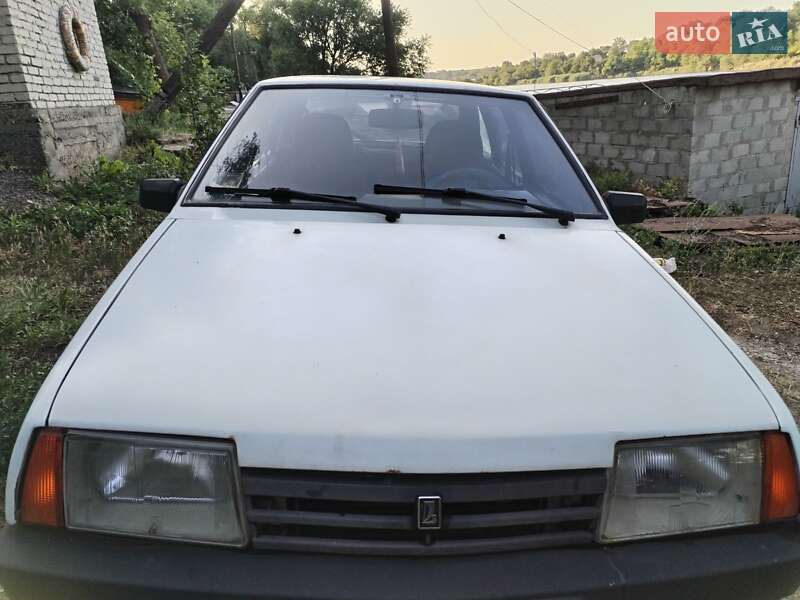 Хэтчбек ВАЗ / Lada 2109 2006 в Запорожье