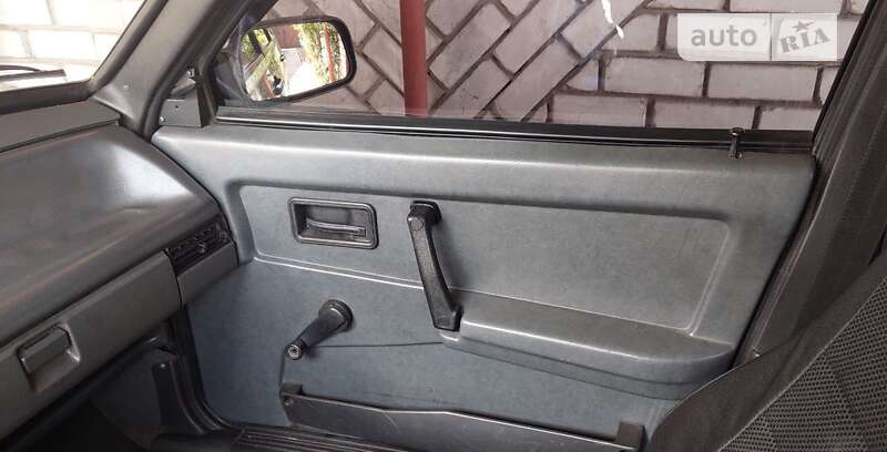 Хетчбек ВАЗ / Lada 2109 1992 в Дніпрі фото 10 Хетчбек ВАЗ / Lada 2109 1992 в Дніпрі