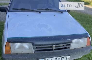 Хэтчбек ВАЗ 2109 2004 в 