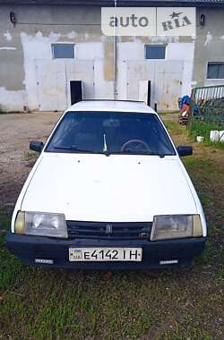 Хэтчбек ВАЗ / Lada 2109 1993 в Галиче