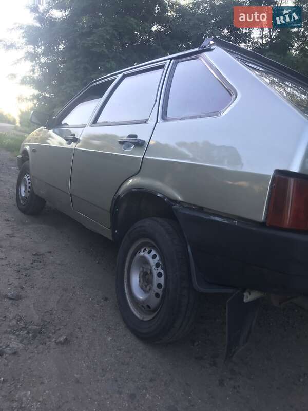 Хетчбек ВАЗ / Lada 2109 1992 в Одесі фото 5 Хетчбек ВАЗ / Lada 2109 1992 в Одесі