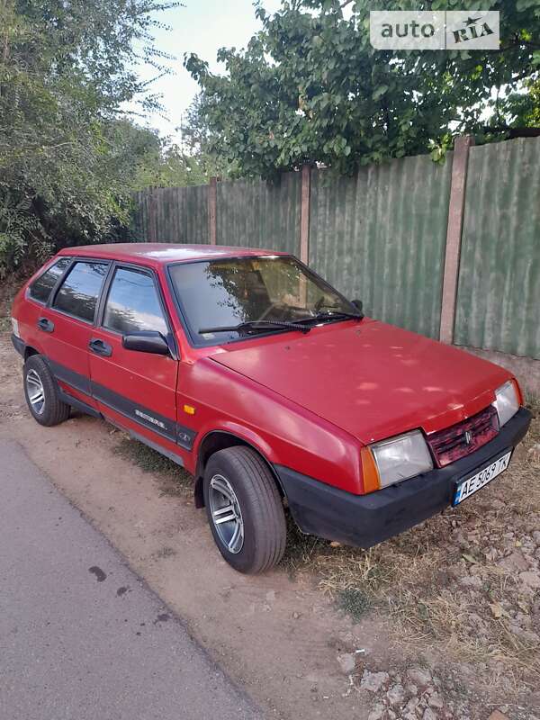 Хэтчбек ВАЗ / Lada 2109 1995 в Кривом Роге